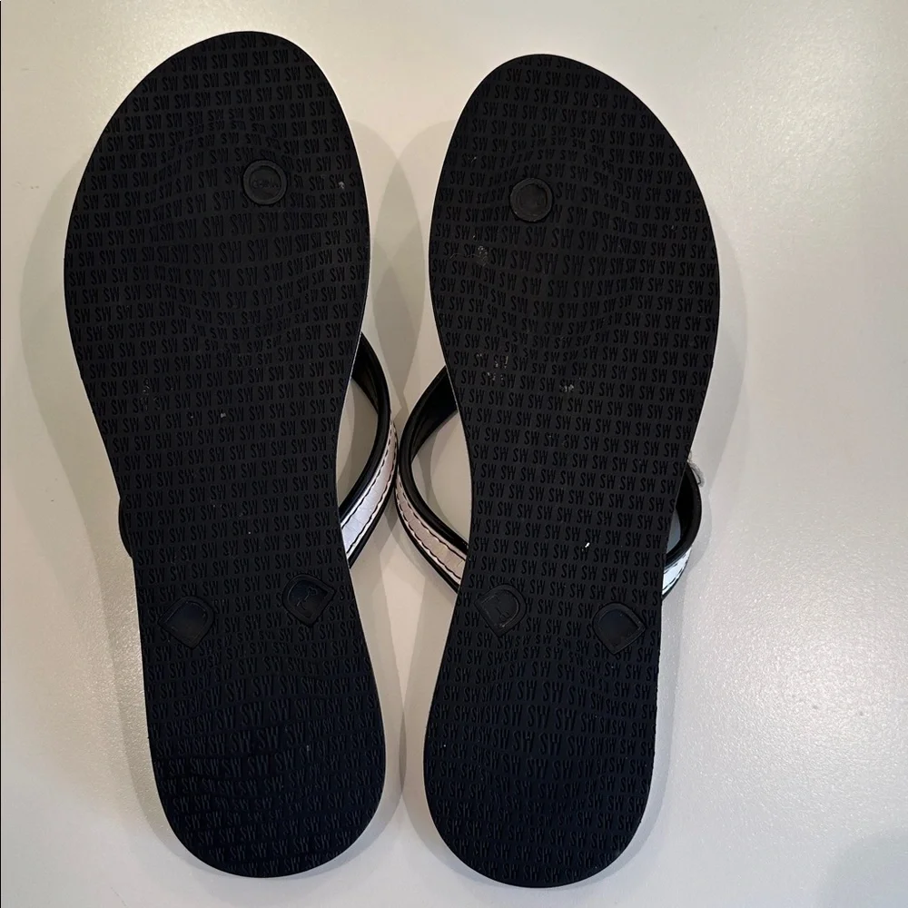 Stuart Weitzman Black and White Flip-Flop Sandals